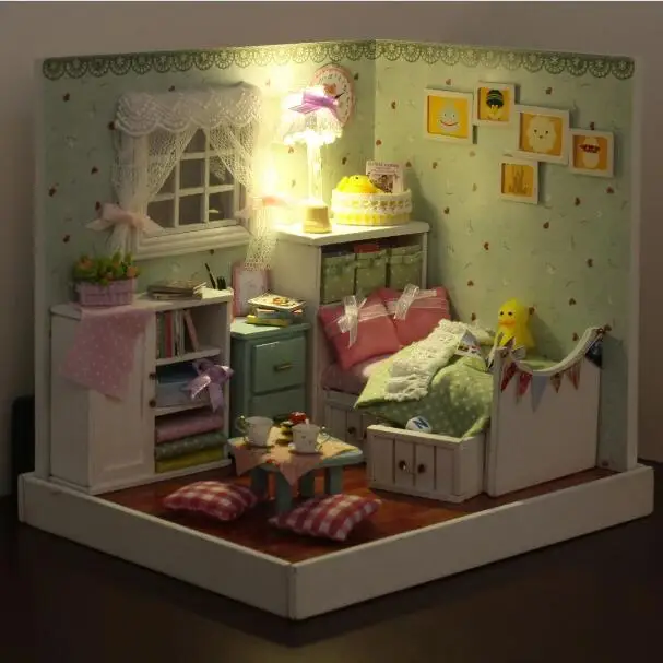 DIY Doll House Miniature Room Toy Creative Wooden Dollhouse Furniture Doll Houses Building Kits Toys for Baby Gift