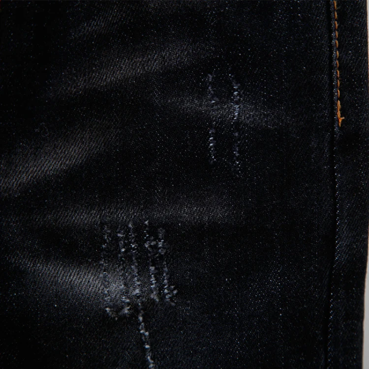 2741531583_460439972