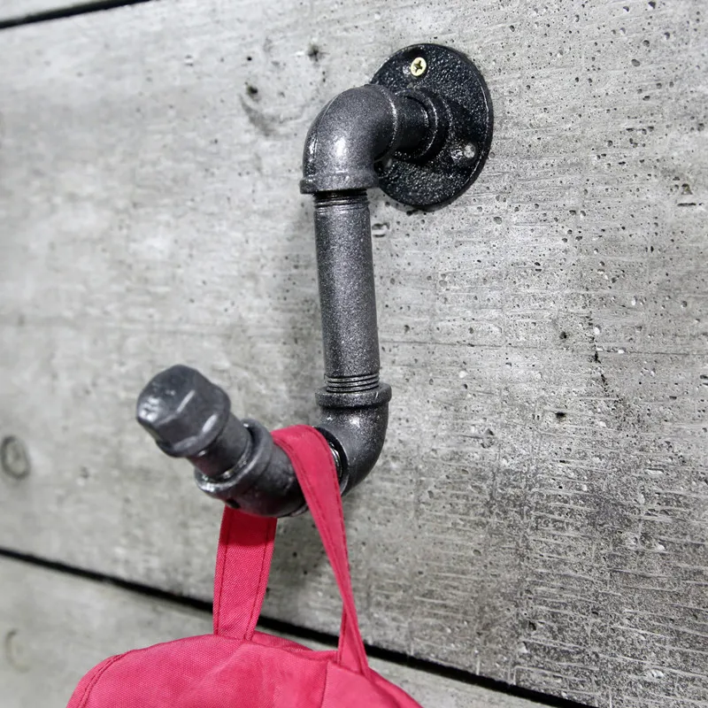 Americn-Industrial-Retro-Style-Pipe-Wall-Hooks-for-Hanging-Clothes-Rack-Clothing-Store-Shelf-Coat-Rack (1)