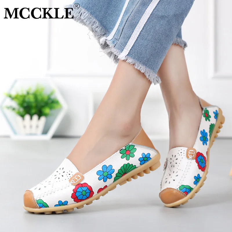 

MCCKLE Printing Loafers Plus Size Hollow Autumn Moccasins Women Flower Flat Shoes Fashion Slip On Cut outs Casual Lady Footwear