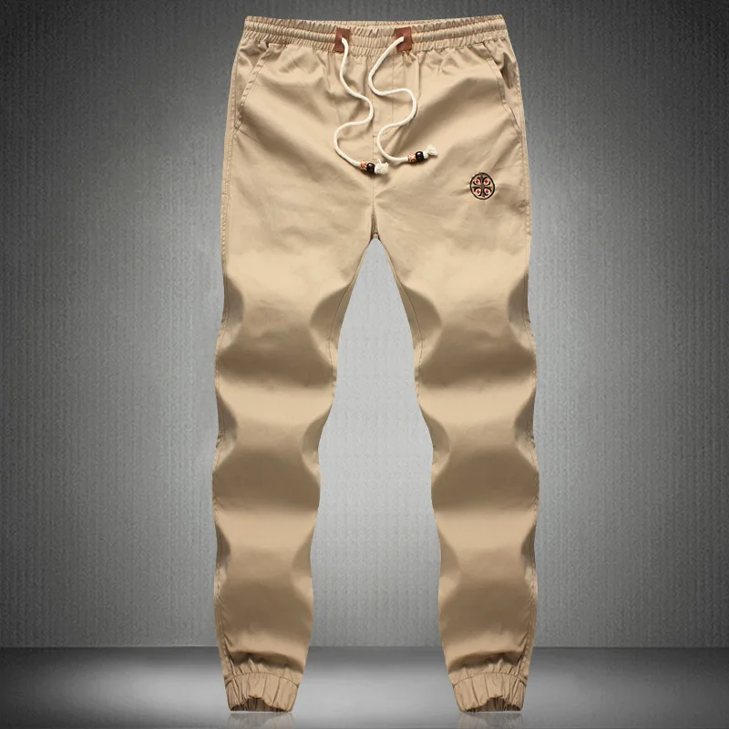 khaki skinny jeans with pockets on sides feet