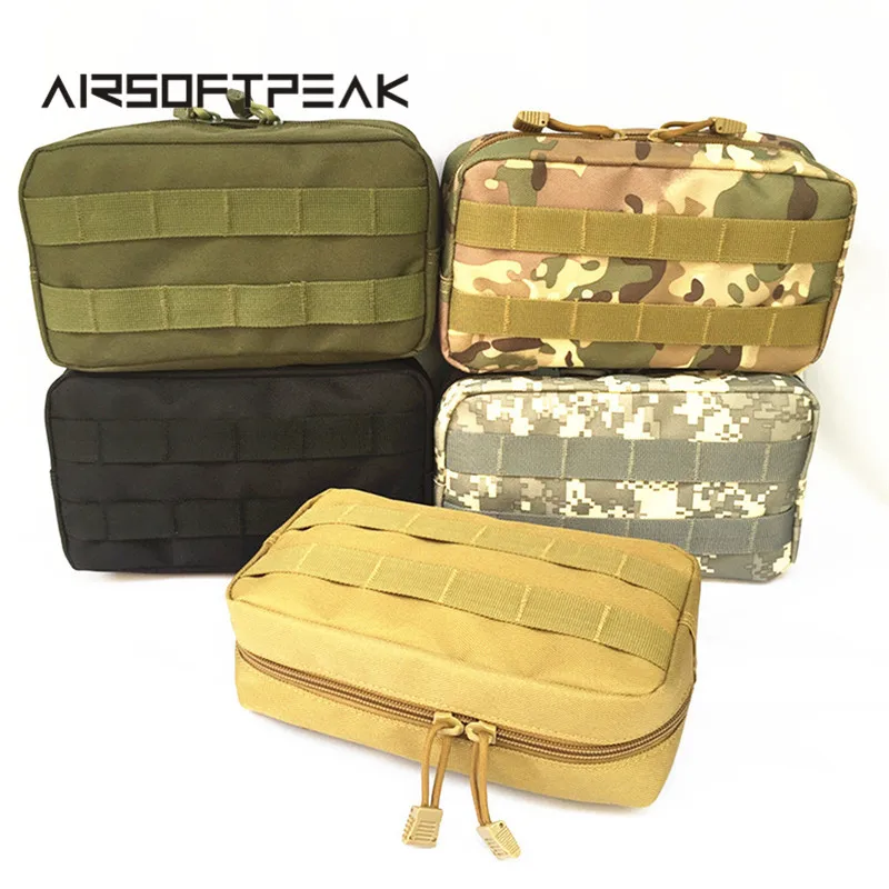 How to use Six Pack Bags Coupons Six Pack Bags offers a variety of quality bags and accessories designed for elite athletes, bodybuilding enthusiasts, and gym goers everywhere. On their homepage you can find seasonal promotions for discounts throughout the year.