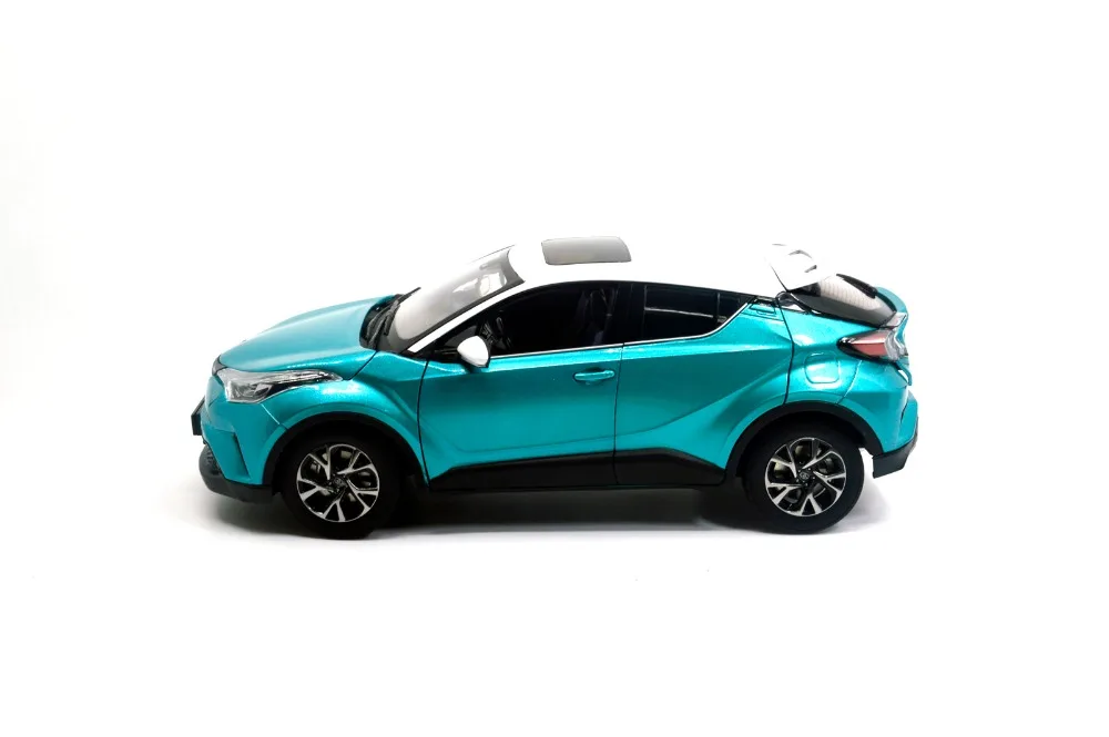 Модель Paudi 1/18 1:18 Масштаб Toyota C-HR CHR сине-белый внедорожник литой модельный автомобиль игрушка, модель автомобиля двери открытые