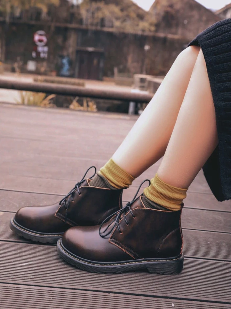 Женские ботинки из натуральной кожи; коллекция года; сезон осень-зима; женские ботильоны; Винтажная обувь на низком каблуке со шнуровкой; женская обувь; Bota Feminina