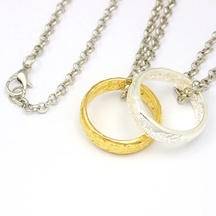 2515486080_2059616059