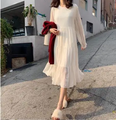 

2018 autumn and winter clothing Korean version of the loose thin wild soft windy color base dress