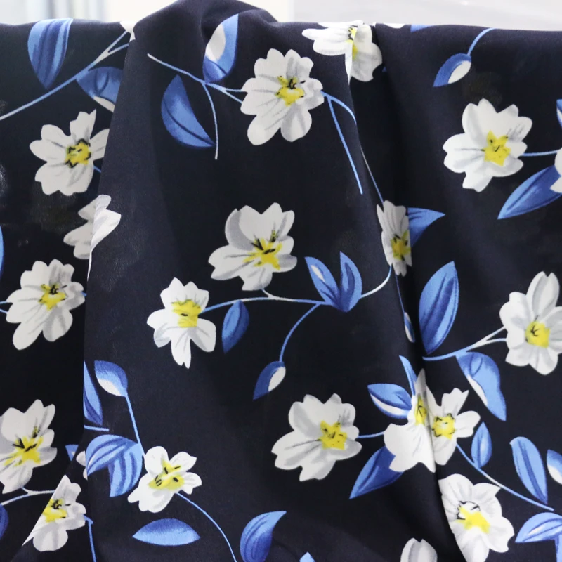 

Ethnic Floral Stretch Chiffon Fabric For Shirt Dress Non-transparent