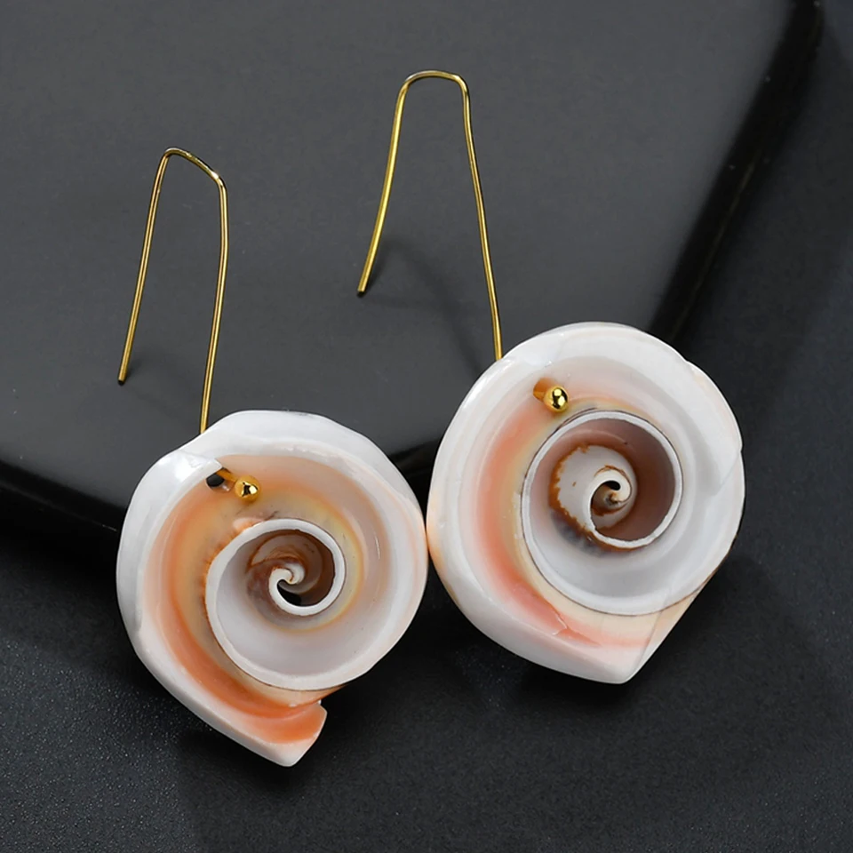 

Floral Shape Sea Shell Charming Hanging Earrings for Women New Boho Free Style Beach Jewelry Women's Seashell Hanging Earrings
