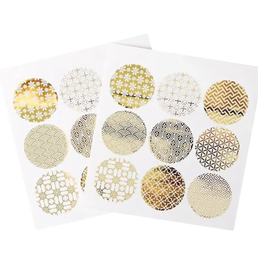 

90pcs/set Gold Round Gliding Transparent Sealing Sticker Cookie Egg Cake Adhesive Sticker Candy Box Stickers Decorative