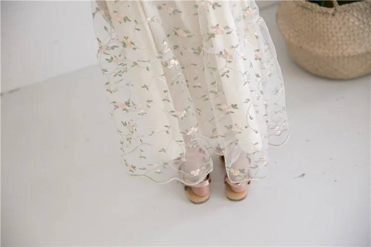 dresses (20)