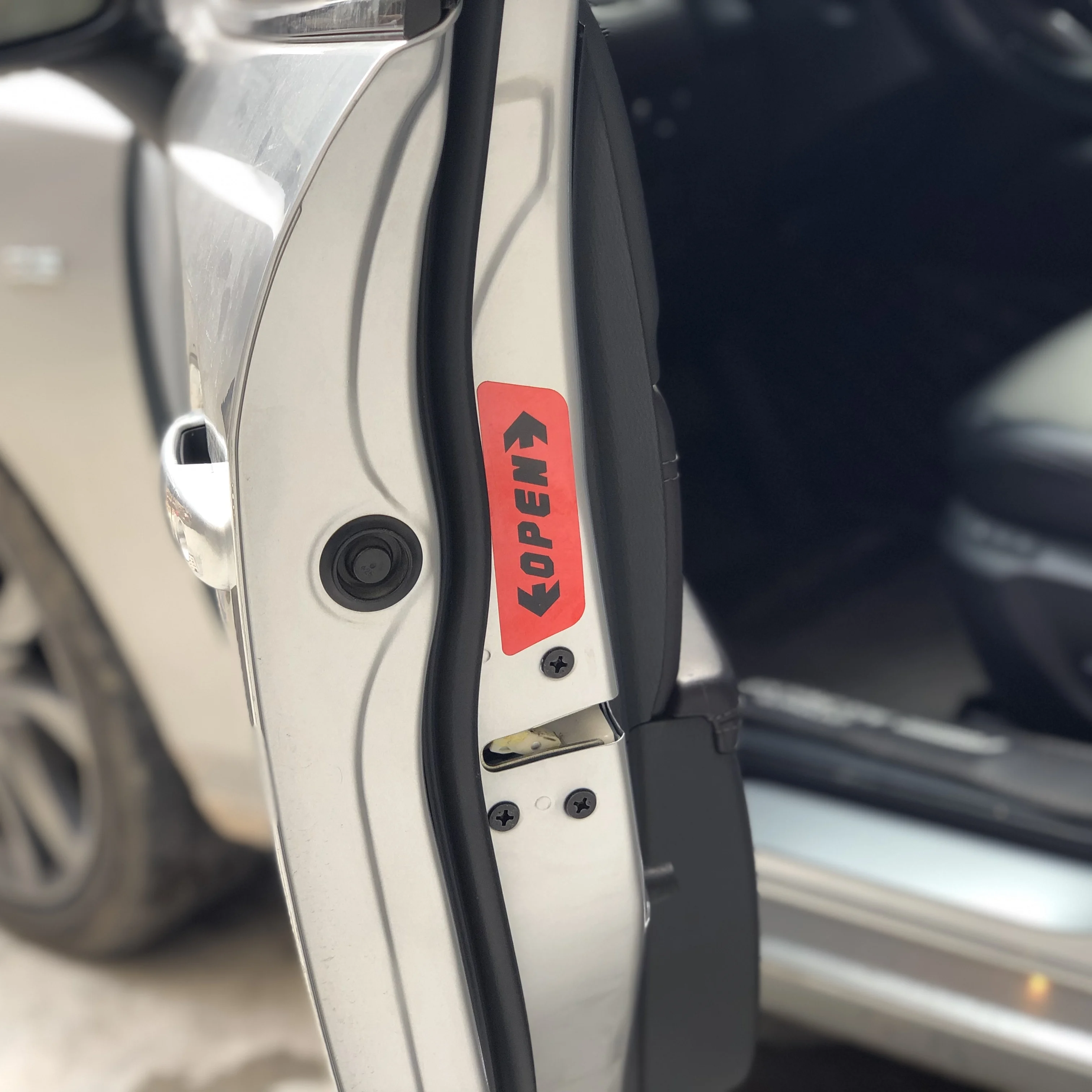 Предупреждающий стикер на дверь автомобиля для Nissan Geniss Juke Almera Primera Pathfinder Sentra Versa