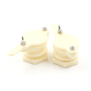 

2pcs Plastic Bee Honey Gate Valve Honey Extractor Honey Tap Beekeeping Bottling Tool Bee Keeping Equipment Dia 4cm