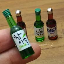 Кукольная Миниатюра 1:12 игрушка Кухня 4 бутылки напитка Длина 3,7 см SPO651