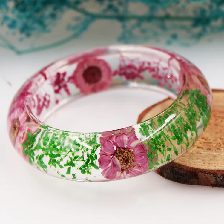 

European-American Handmand Women Bangles Flower Ornaments Dry Flower Resin Bangle Transparent Cuff Jewelry Bangles Gift Dropship