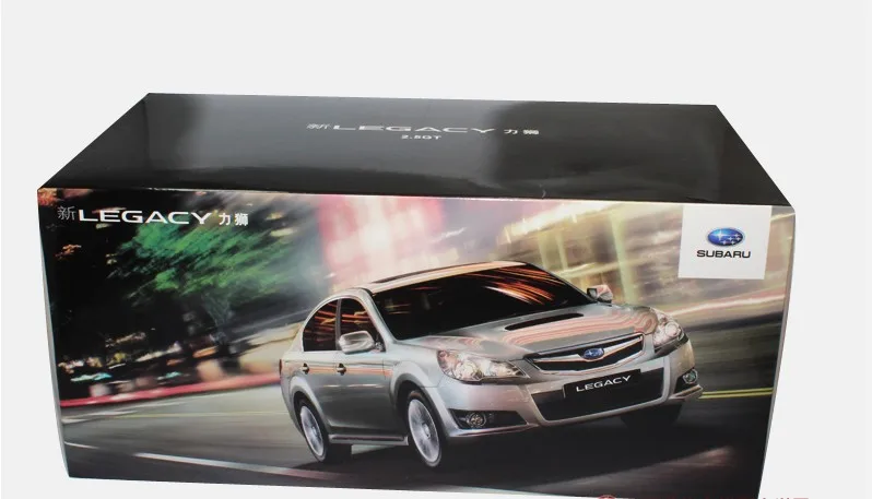 1 18   SUBARU LEGACY Red 11