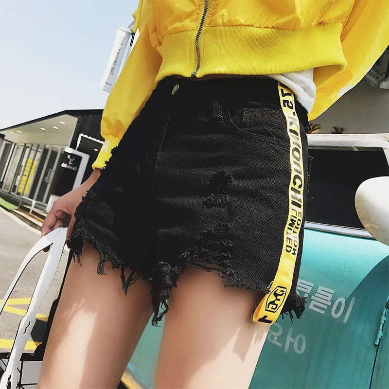 

2018 Women's Fashion Shorts Yellow Letter Belt Denim Shorts Summer Trousers Hot Short Pants Ripped Short Jeans