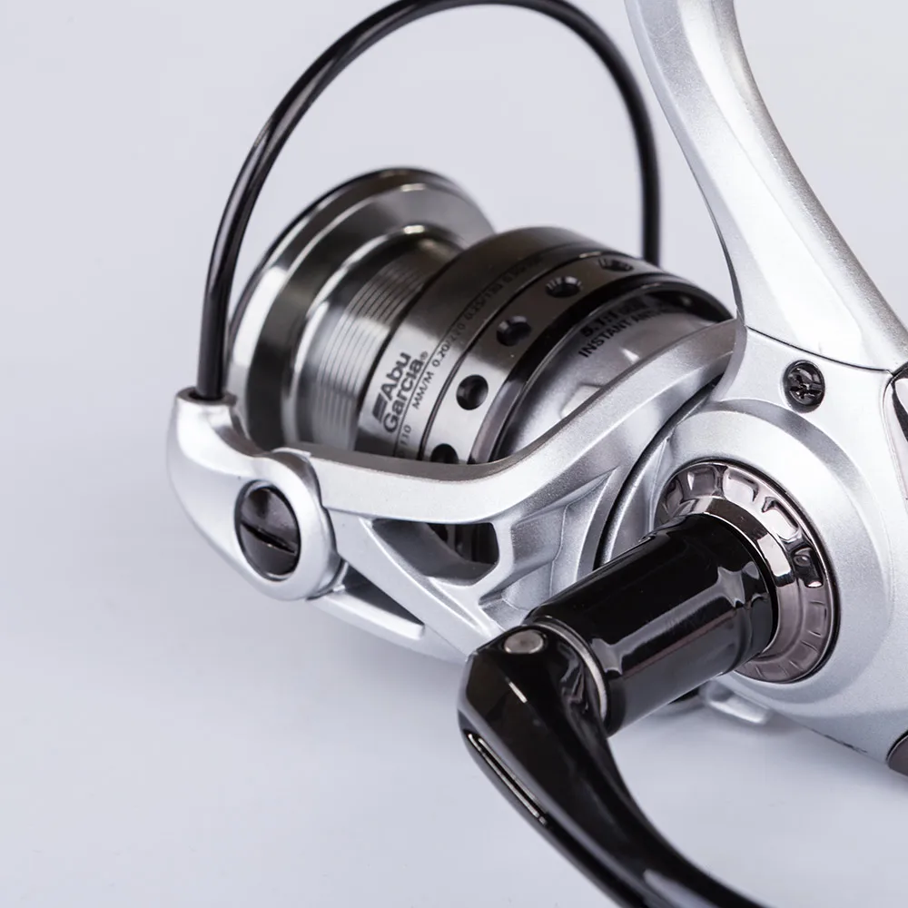 Катушка для спиннинга Abu Garcia Silver MAX SMAXSP 1000 4000 5 + 1BB 2/5 1: 1 алюминиевая катушка с