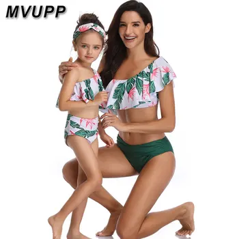 

Mother Daughter Swimwear Mommy and Me Bikini Bathing Swimsuit Brachwear Family Matching Mom Daughter Clothes Look Floral Printed