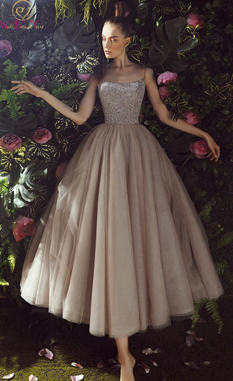 

2019 Boat Neck Prom Dresses Tulle A Line Spaghetti Straps Beading Sequins Floor Length Long Evening Gowns Formal robe de soiree