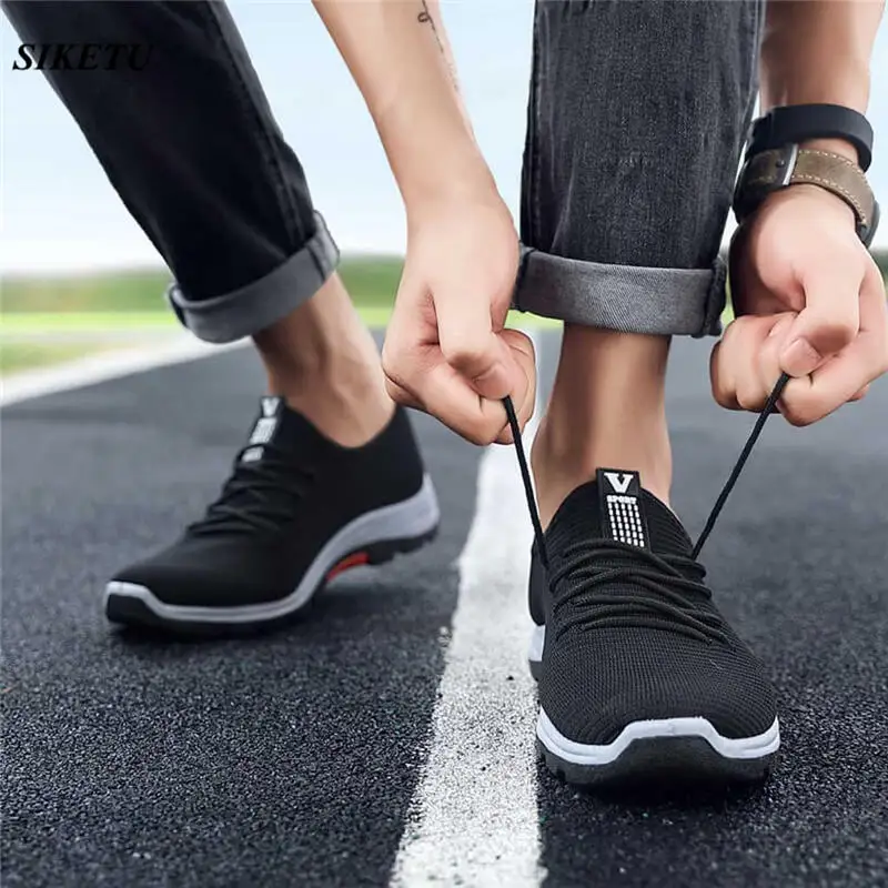 احذية الجري الرجال أحذية رياضية الصيف المدربين Zapatillas Deportivas Hombre حذاء كاجوال بفتحات تهوية Sapato Masculino Krasovki L * 5 احذية الجري الرجال أحذية رياضية الصيف المدربين Zapatillas Deportivas Hombre حذاء كاجوال بفتحات تهوية Sapato Masculino Krasovki L * 5