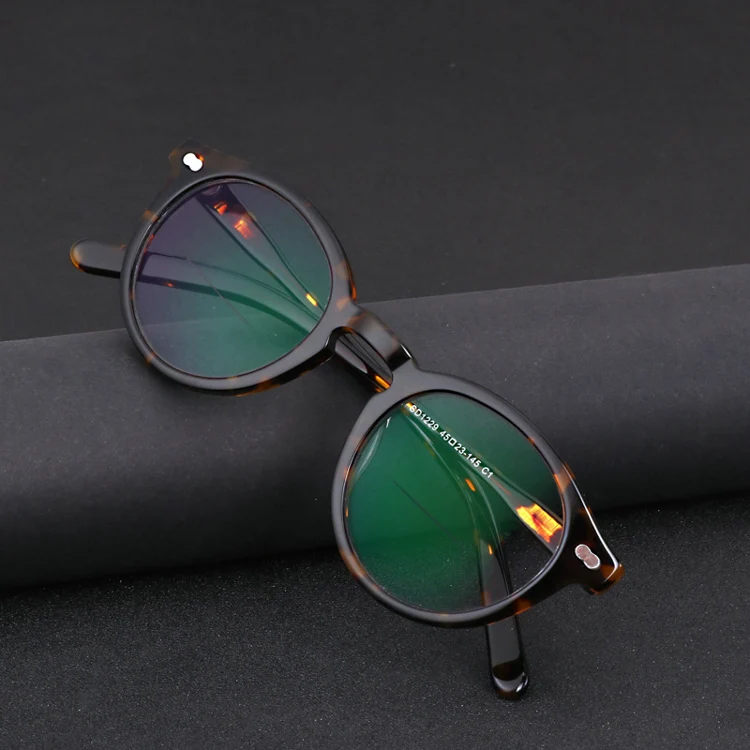 5-9227704740_1423260173