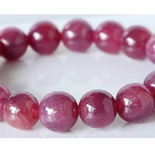 Скидки природных Подлинная Розовый и красный цвет рубиновый браслет гладкие круглые бусины готовой стрейч Браслеты 11 мм