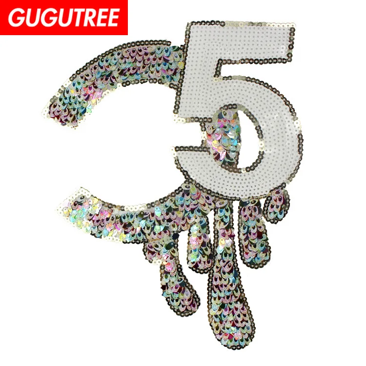 

GUGUTREE embroidery Sequins big c5 patches letter patches badges applique patches for clothing XC-426