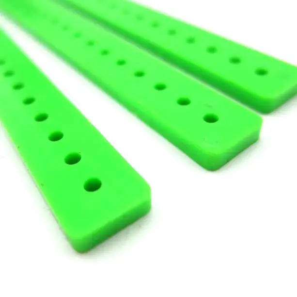 

5pcs/lot Multihole Green Stick Plastic Bar Kids Educational Toy for Diy Building Blocks