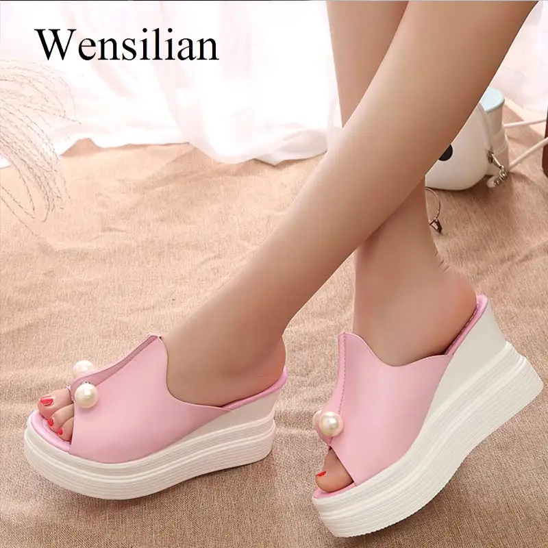 Vente Sandales d été femmes pantoufles chaussures de plage chaîne perles sandales à talons compensés dames diapositives compensées talons épais sandalias mujer 2019