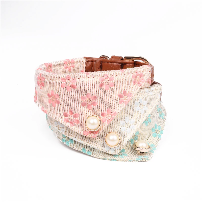 1 Dog Triangular Bandage 
