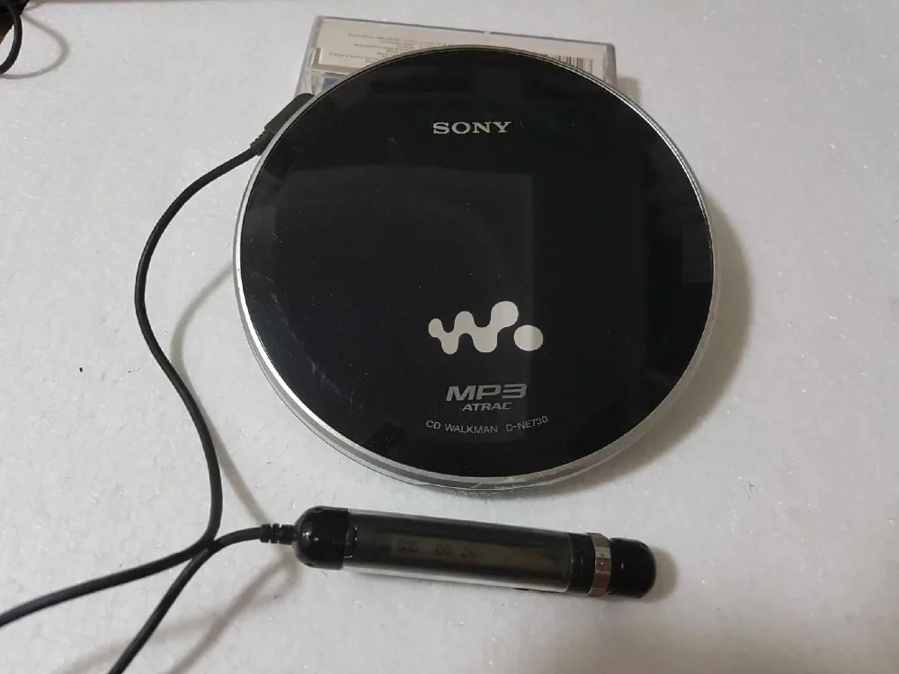 Б/у, SONY D-NE730 CD плеер Walkman/музыкальный плеер(не полный