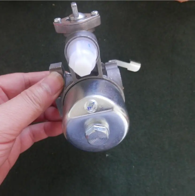 CARBURETOR Briggs & Stratton 796447 5