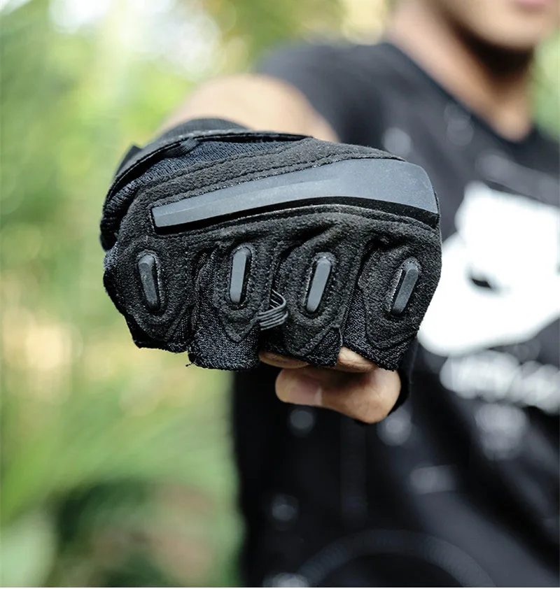 Gloves 02