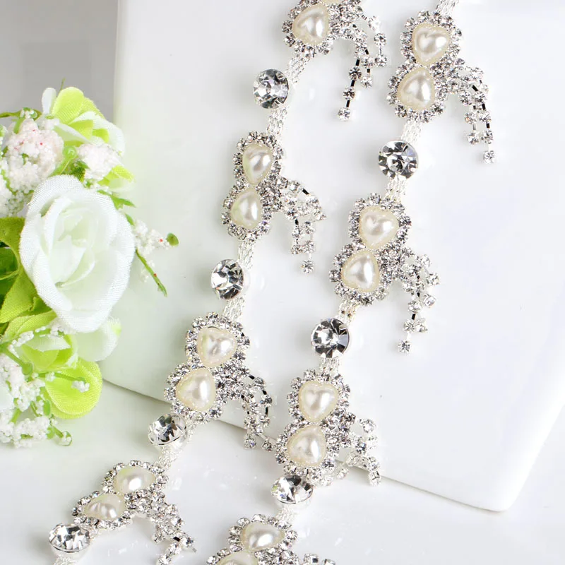 Arco forma de pérolas e Strass Cadeia Copo Aparamento Sew DIY Em Densidade Base de Prata Cadeias Copo de Cristal Para O Vestido