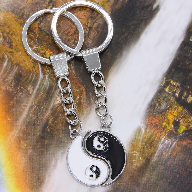 2pcs charm pairing China yin yang couple keychain creative car