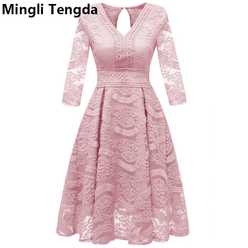 

Mingli Tengda V Neck Vintage Lace Mother of the Bride Dresses Plus Size Pink Simple 3/4 Sleeve Mother of the Bride Dress 2018