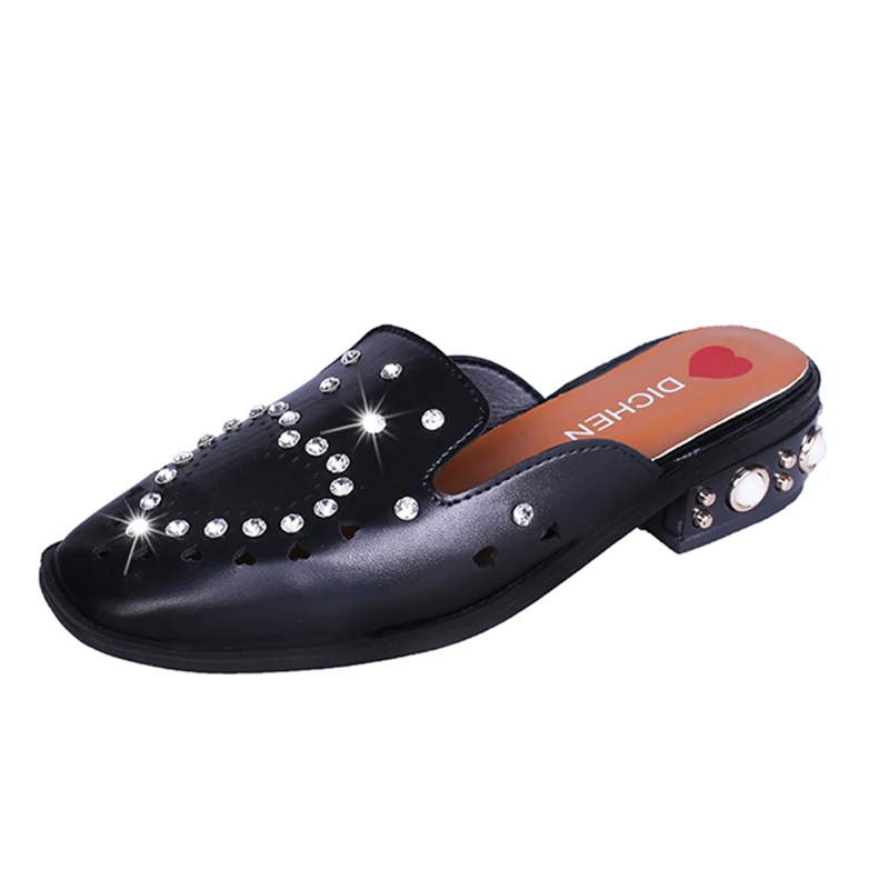 

2019 Luxury Crystal Leather Mules Women Shoes Hollow Heart Shape Ladies Outdoor Slippers Low Heel Flat Slides chaussures femme
