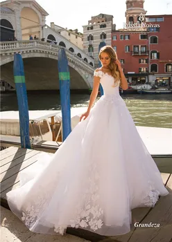 

Romantic A Line White Wedding Dress 2019 New Arrival Sheer Neck Cap Sleeve Blush Train Garden Beach Wedding Gowns Bridal