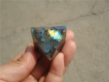 

Natural Moonstone natural labradorite pyramid Decoration LA1115