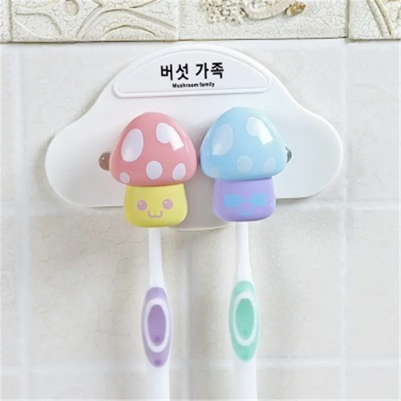 4 PCS/Set Baby Toothbrushes Holder Baby Kid Cute Mushroom Tooth Care Tool Toothbrushes Head Protector with Sucker Suction Holder 4 PCS/Set Baby Toothbrushes Holder Baby Kid Cute Mushroom Tooth Care Tool Toothbrushes Head Protector with Sucker Suction Holder