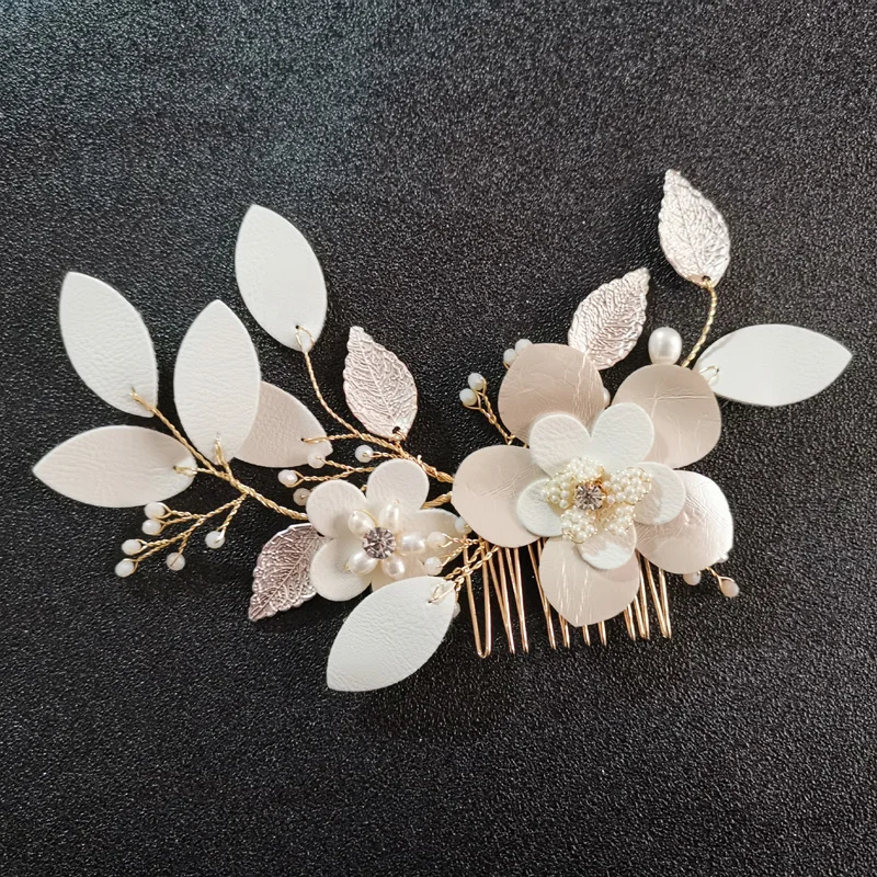 

SLBRIDAL Gold Crystal Rhinestone Freshwater Pearls Wedding Hair Comb Bridal Headpiece Hair Accessories Women Bridesmaids Jewelry