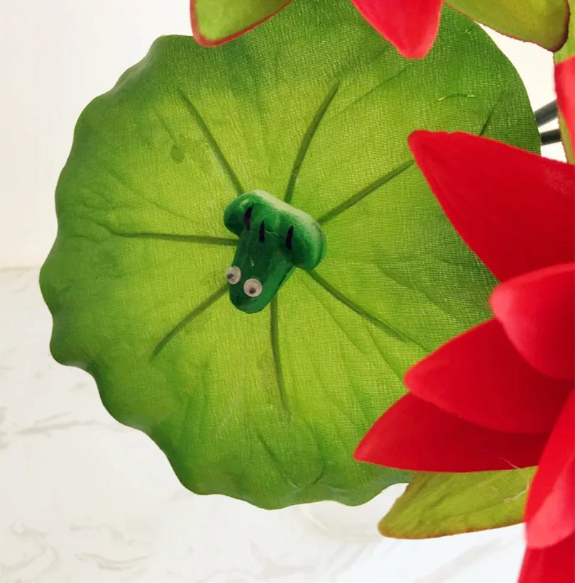 20 шт Искусственные цветы лотоса с зеленой лягушкой, шелковая водяная Лилия, 7 стеблей/букет