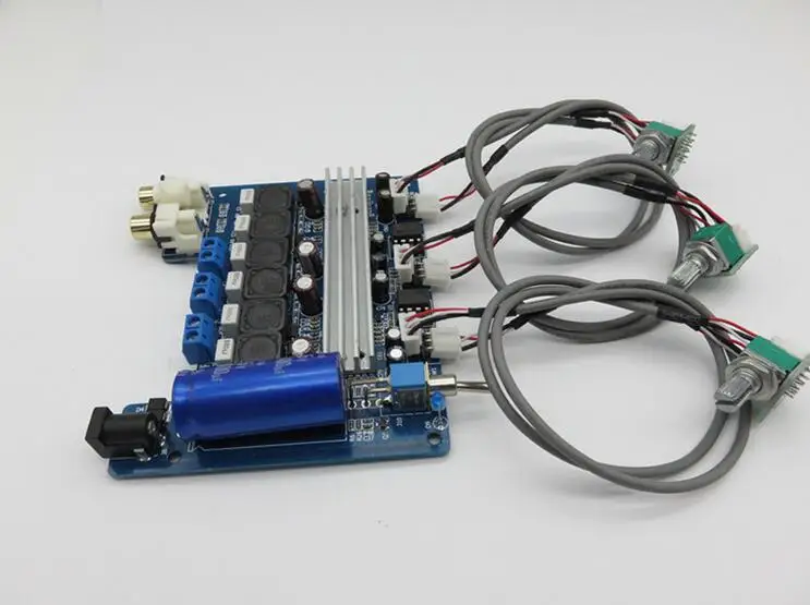 

DC 12V~24V 2*50W+100W TPA3116 D2 2.1 channel Audio digital power bass subwoofer amplifier subwoofer AMP RCA