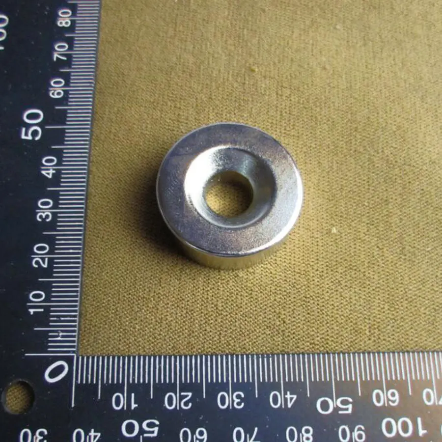 

Wholesale 30 x 10 mm Hole 10 mm Super Strong Ring Loop Countersunk Magnet Rare Earth Neo Neodymium Magnets Cylinder 10mm 30*10mm