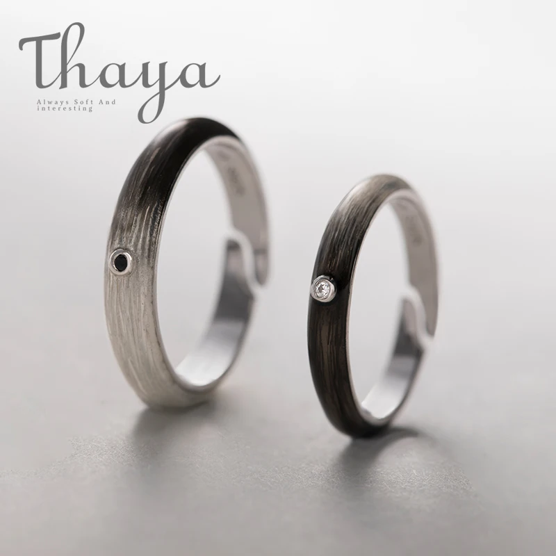 Cena Thaya czarno białe pierścienie gradientowe dostosowane grawerowane teksty podpis s925 srebrny pierścień dla kobiet Unisex obietnica biżuteria miłosna