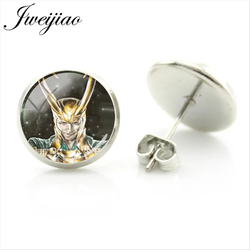 

JWEIJIAO Vintage Loki God of Mischief Stud Earrings Round Glass Cabochon Dome Photo Stud Earrings For Woman Men Jewelry Go09