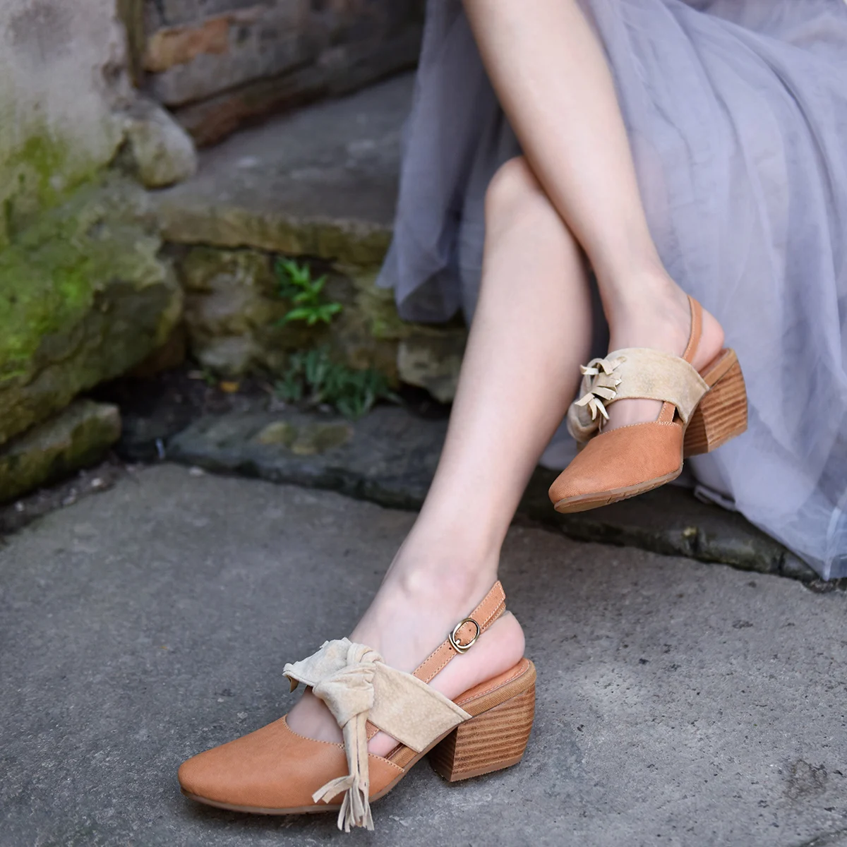 

Artmu Original Retro Thick Heels Women Sandals Butterfly-knot Fringe High Heels Buckle Genuine Leather Handmade Shoes 707-4