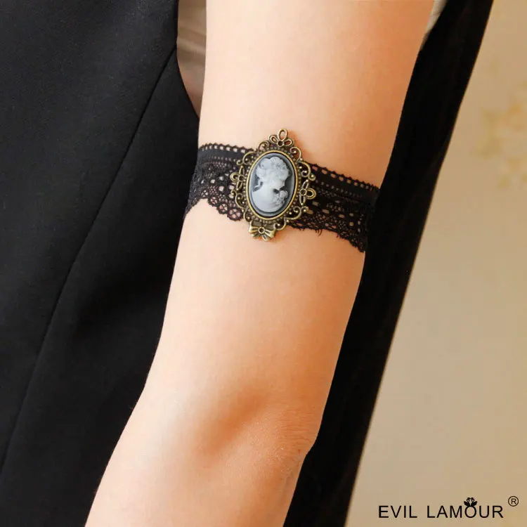 NEW Victoria Style Upper Arm Bracelets for Beauty Woman Strechy Lace