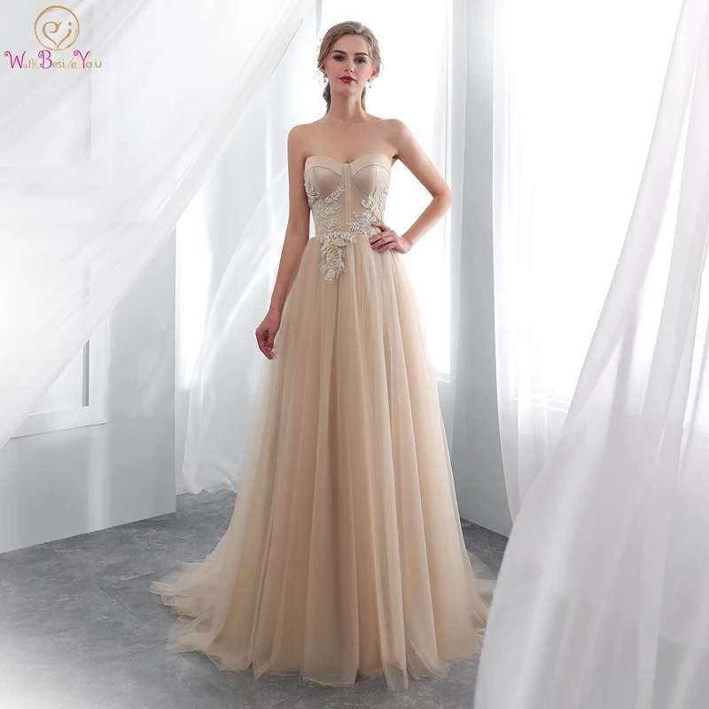 

Evening Dresses 2019 Hot Sale Champagne Lace Up Back Sweetheart Floor Length Appliques Sweep Train Cheap Sleeveless Prom Gown