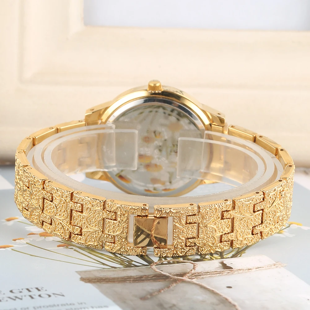 Женские кварцевые часы Роскошные инкрустированные бриллиантами часы со скелетом из сплава Уникальный цветочный узор с бриллиантами наручные часы для женщин